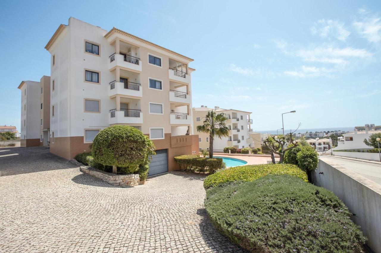 Apartment Meia